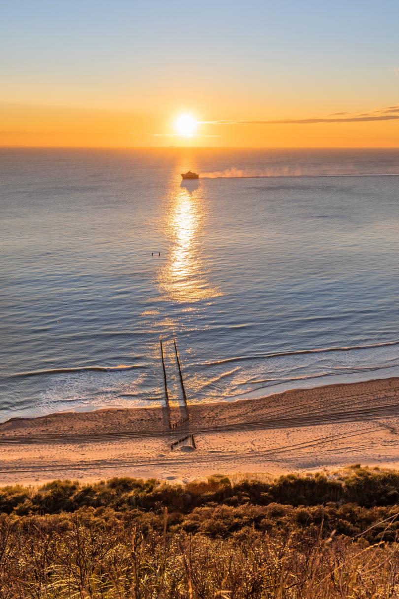 De zon zien zakken in de zee bij Valkenisse